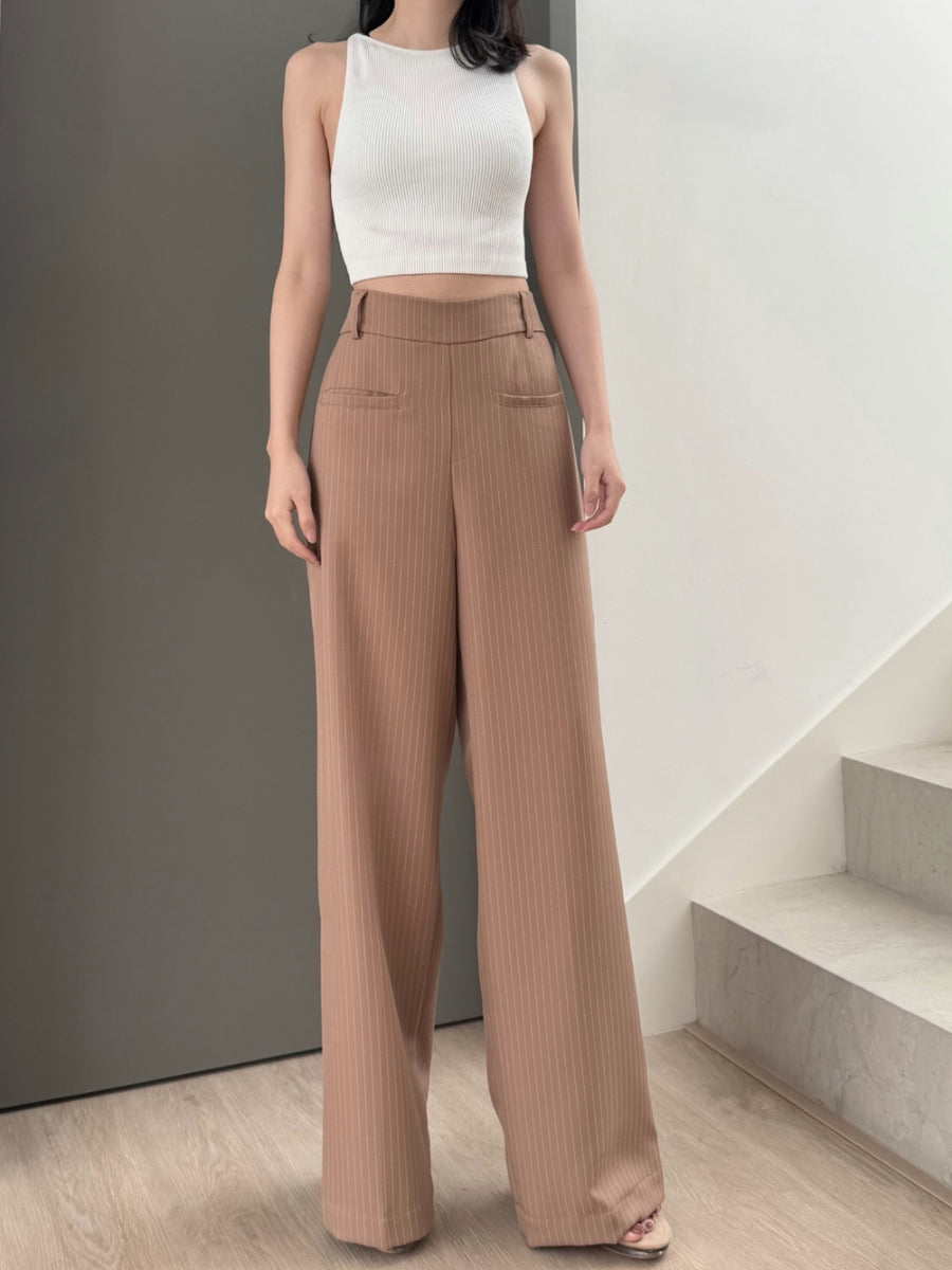 Shimoliy gunajinlar Olga Seryabkina oyoq fetishi