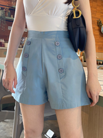 Muat gambar ke penampil Galeri, Kadaka B-0185 Highwaisted Short Pants | Celana Pendek Wanita Detail Button
