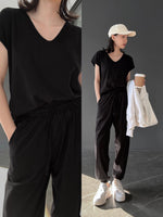 Muat gambar ke penampil Galeri, Kadaka S-0158 Set Top V Neck dan Jogger Pants Comfy
