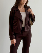 Muat gambar ke penampil Galeri, Kadaka O-0192 Blazer Outer Wanita Korean Style Detail Kerah
