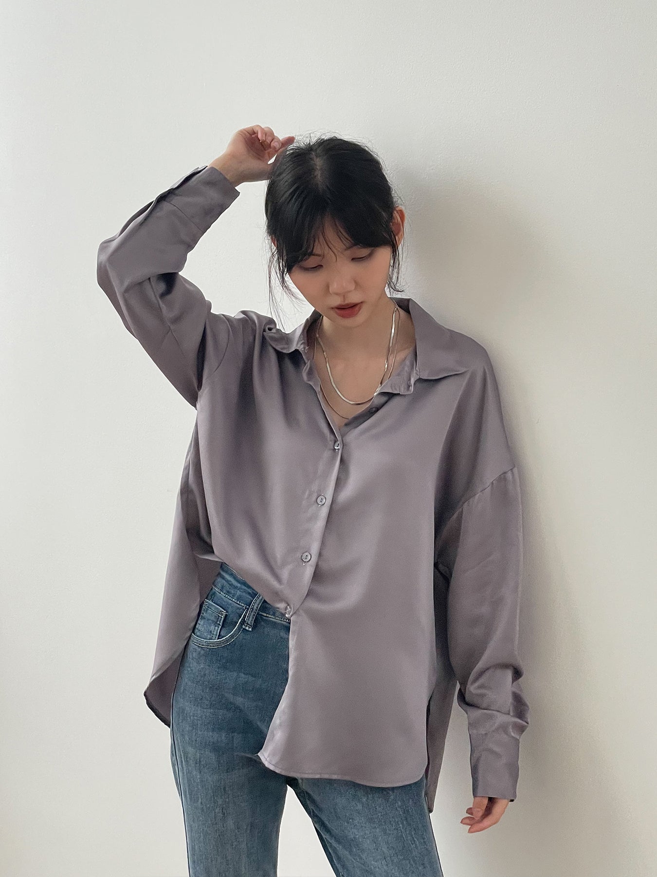 Kadaka T-0428 Kemeja Oversized Satin Wanita