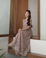 Load image into Gallery viewer, Kadaka D-0267 CNY Imlek Cheongsam Maxi Lace Reversible Party Dress | Dress Panjang Brukat Wanita
