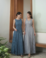 Load image into Gallery viewer, Kadaka D-0267 CNY Imlek Cheongsam Maxi Lace Reversible Party Dress | Dress Panjang Brukat Wanita
