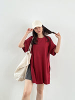 Muat gambar ke penampil Galeri, Kadaka T-0306 Oversized T-Shirt Super Comfy
