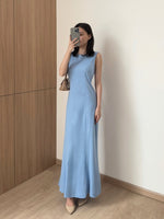 Load image into Gallery viewer, Kadaka D-0251 Maxi Dress with Adjustable Waist | Dress Panjang Wanita Serut
