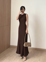 Load image into Gallery viewer, Kadaka D-0251 Maxi Dress with Adjustable Waist | Dress Panjang Wanita Serut
