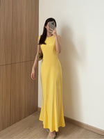 Load image into Gallery viewer, Kadaka D-0251 Maxi Dress with Adjustable Waist | Dress Panjang Wanita Serut
