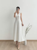 Muat gambar ke penampil Galeri, Kadaka Couple Group Family Outfit | Maxi Square and Vneck Dress Cape Outer | The Classic Charm Collection (2)
