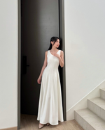 Muat gambar ke penampil Galeri, Kadaka Couple Group Family Outfit | Maxi Square and Vneck Dress Cape Outer | The Classic Charm Collection (2)
