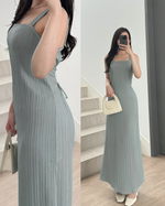 Load image into Gallery viewer, Kadaka Sol Dress | Pleated Maxi Dress with Adjustable Waist | Dress Panjang Pleats Wanita | Riviera Collection D-0265
