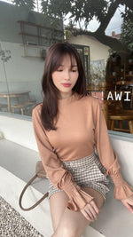 Load image into Gallery viewer, Kadaka T-0421 Blouse Semi Pleats Tangan Panjang
