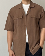 Muat gambar ke penampil Galeri, Kadaka Flynn Shirt | Mens Linen Shirt with Pockets | Kemeja Men Tangan Pendek Pria Linen Detail Pockets | MT-0185
