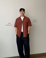 Muat gambar ke penampil Galeri, Kadaka Flynn Shirt | Mens Linen Shirt with Pockets | Kemeja Men Tangan Pendek Pria Linen Detail Pockets | MT-0185
