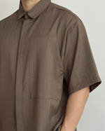Load image into Gallery viewer, Kadaka Mocha Boxy Shirt | Short Sleeve Men Shirt with Oversized Pocket | Atasan Kemeja Pria Lengan Pendek | Out For Coffee Collection MT-0233
