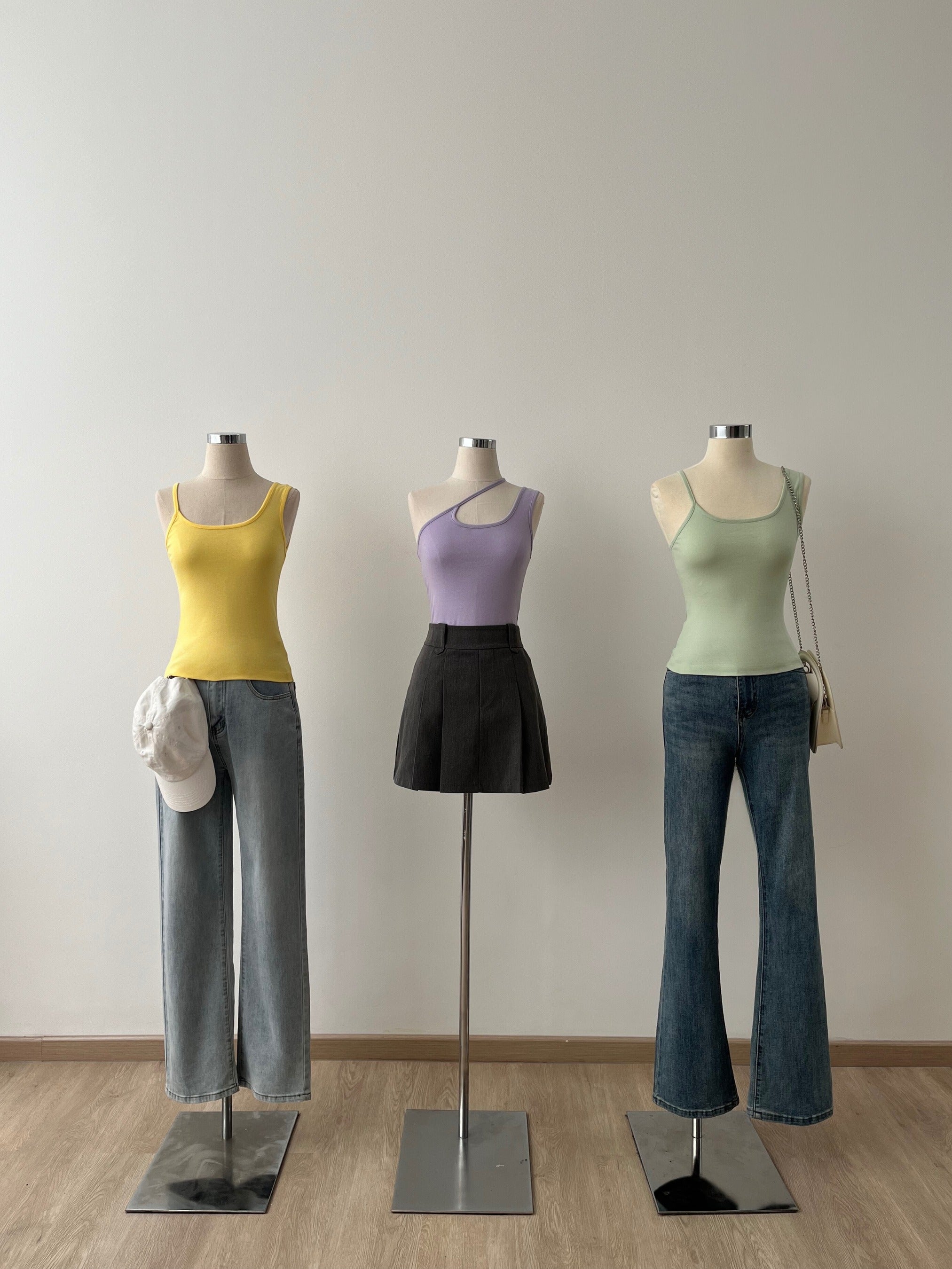 Kadaka T-0469 Cross Tanktop Stretch Wanita
