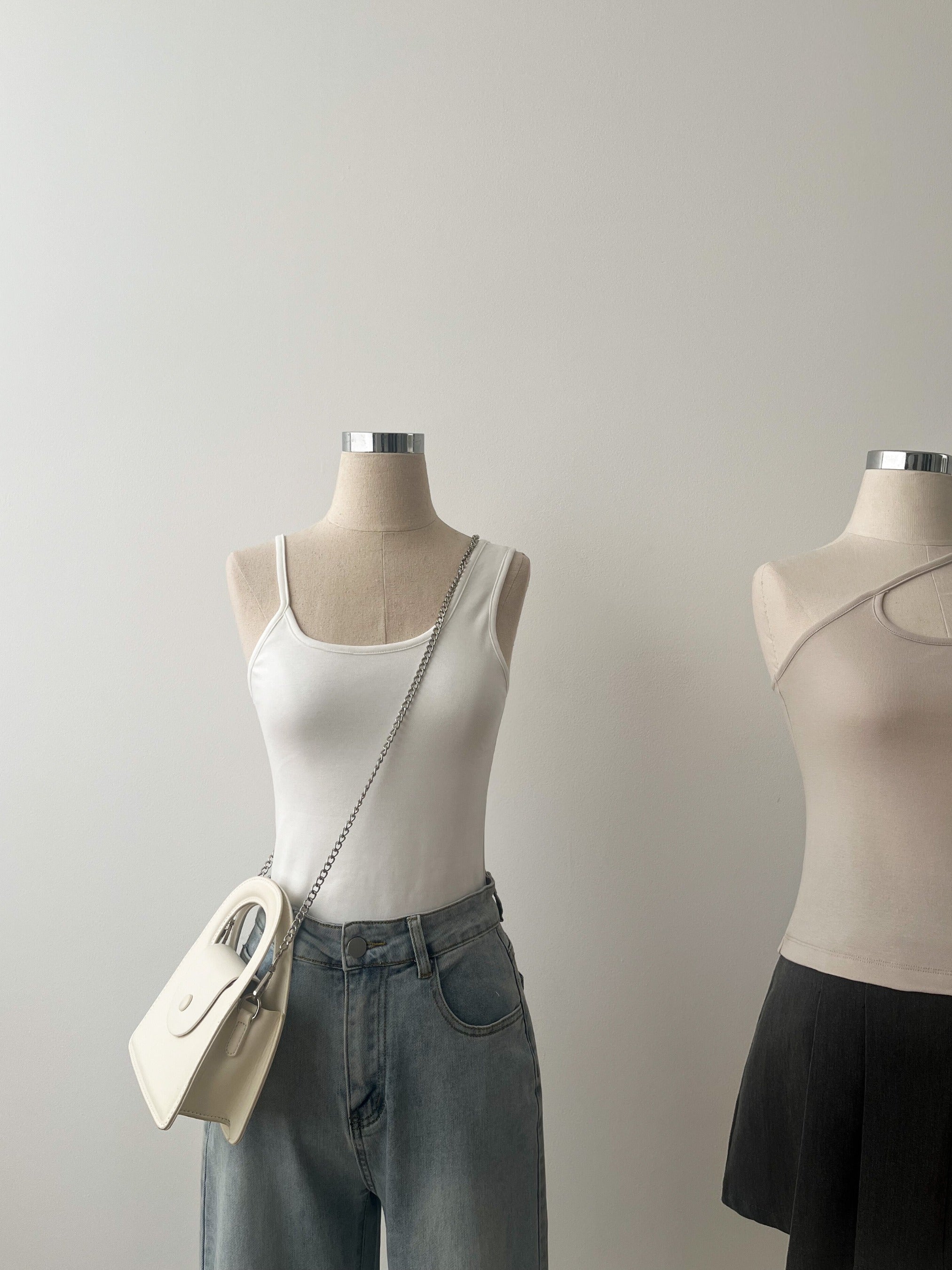 Kadaka T-0469 Cross Tanktop Stretch Wanita