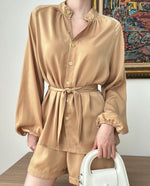 Muat gambar ke penampil Galeri, Kadaka S-0192 Set Satin Blouse with Short Pants Premium
