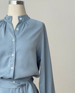 Muat gambar ke penampil Galeri, Kadaka S-0192 Set Satin Blouse with Short Pants Premium
