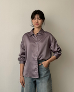 Muat gambar ke penampil Galeri, Kadaka T-0428 Kemeja Oversized Satin Wanita
