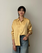 Muat gambar ke penampil Galeri, Kadaka T-0428 Kemeja Oversized Satin Wanita

