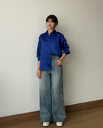 Muat gambar ke penampil Galeri, Kadaka T-0428 Kemeja Oversized Satin Wanita
