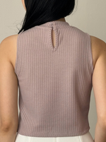 Muat gambar ke penampil Galeri, Kadaka Sakura Top | Knit Halter Neck Top Pastel | Atasan Knit Wanita Tanpa Lengan | koKnitchiwa Collection T-0432
