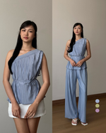 Load image into Gallery viewer, Kadaka Maren Liora Pleats Top | Tanktop Wanita One Shoulder | Pleats Please Collection T-0450 T-0458
