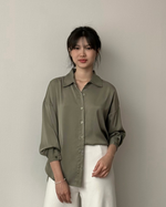 Muat gambar ke penampil Galeri, Kadaka T-0498 Kemeja Wanita Oversized Tangan Panjang Satin Pastel
