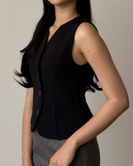 Load image into Gallery viewer, Kadaka Sylvie Top | Basic Vest Top Tailored Cut | Atasan Rompi Wanita | Day and Night Collection T-0533
