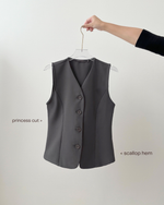 Load image into Gallery viewer, Kadaka Sylvie Top | Basic Vest Top Tailored Cut | Atasan Rompi Wanita | T-0533
