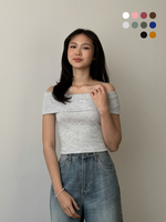Load image into Gallery viewer, Kadaka Alina Top | Top Off Shoulder Ribbed Knit | Atasan Sabrina Wanita | Daily Ease Collection T-0535
