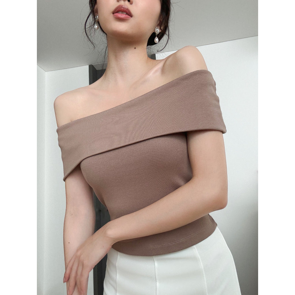 Kadaka T-0535 Top Off Shoulder Ribbed Knit | Atasan Sabrina Wanita