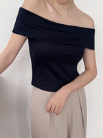 Muat gambar ke penampil Galeri, Kadaka T-0535 Top Off Shoulder Ribbed Knit | Atasan Sabrina Wanita
