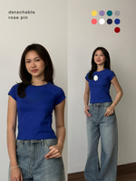 Load image into Gallery viewer, Kadaka Thea Top | Capsleeve Baby Tee with Detachable Flower Pin | Tshirt Kaos Wanita Bunga | Daily Ease Collection T-0539
