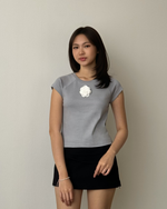 Muat gambar ke penampil Galeri, Kadaka Thea Top | Rose Baby Tee | Tshirt Kaos Wanita Bunga | Daily Ease Collection T-0539
