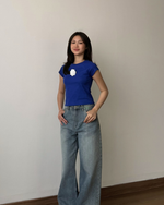 Muat gambar ke penampil Galeri, Kadaka Thea Top | Rose Baby Tee | Tshirt Kaos Wanita Bunga | Daily Ease Collection T-0539
