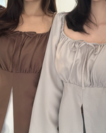 Muat gambar ke penampil Galeri, Kadaka T-0557 Long Sleeve Square Neck Scrunch Top | Atasan Wanita Off Shoulder
