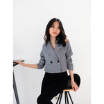 Load image into Gallery viewer, Kadaka O-0146 Crop Blazer Plaid
