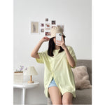 Muat gambar ke penampil Galeri, Kadaka T-0467 Oversized Top Atasan Kaos Wanita Comfy Detail Button
