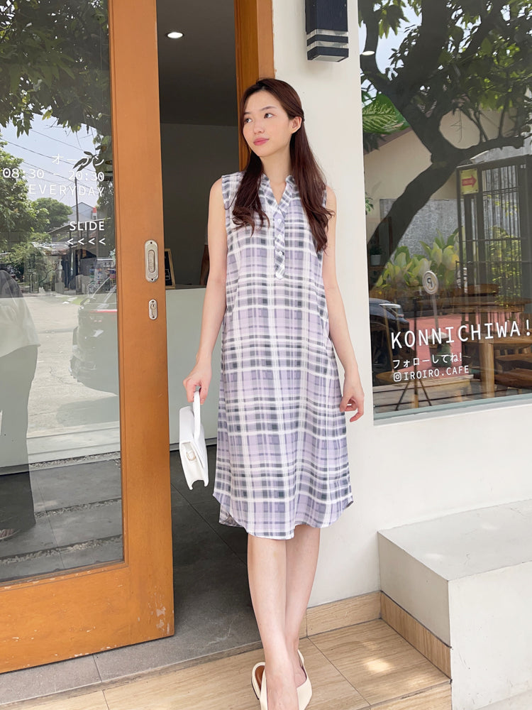 Kadaka D-0191 Plaid Sleeveless Midi Dress