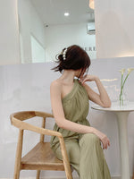 Muat gambar ke penampil Galeri, Kadaka T-0458 Top One Shoulder Pleats Premium
