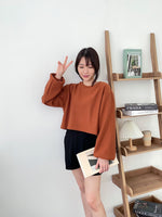 Muat gambar ke penampil Galeri, Kadaka T-0394 Sweater Crop Premium Cotton Emboss
