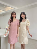 Muat gambar ke penampil Galeri, Kadaka D-0211 Dress Pleats Premium Puffy Sleeves Detail Pearl
