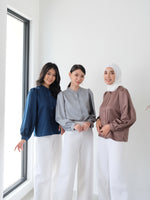 Muat gambar ke penampil Galeri, Kadaka T-0387 Blouse Puff Sleeve Kancing Depan
