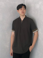 Muat gambar ke penampil Galeri, Kadaka MT-0171 Zipper Polo Shirt Stripes Detail Kerah Shanghai
