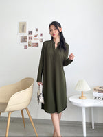 Muat gambar ke penampil Galeri, Kadaka D-0205 Loose Midi Dress Wanita Tangan Panjang Crepe Premium
