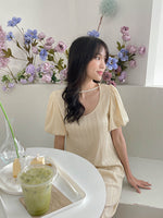 Muat gambar ke penampil Galeri, Kadaka D-0211 Dress Pleats Premium Puffy Sleeves Detail Pearl
