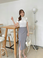 Muat gambar ke penampil Galeri, Kadaka B-0183 Midi Plaid Skirt Rok Wanita Korean Look Detail Slit
