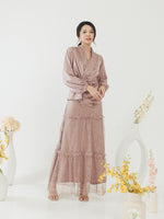 Muat gambar ke penampil Galeri, Kadaka B-0195 Rok Maxi Wanita Long Skirt Ruffle Satin Chantilly Lace
