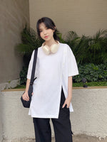 Muat gambar ke penampil Galeri, Kadaka T-0467 Oversized Top Atasan Kaos Wanita Comfy Detail Button
